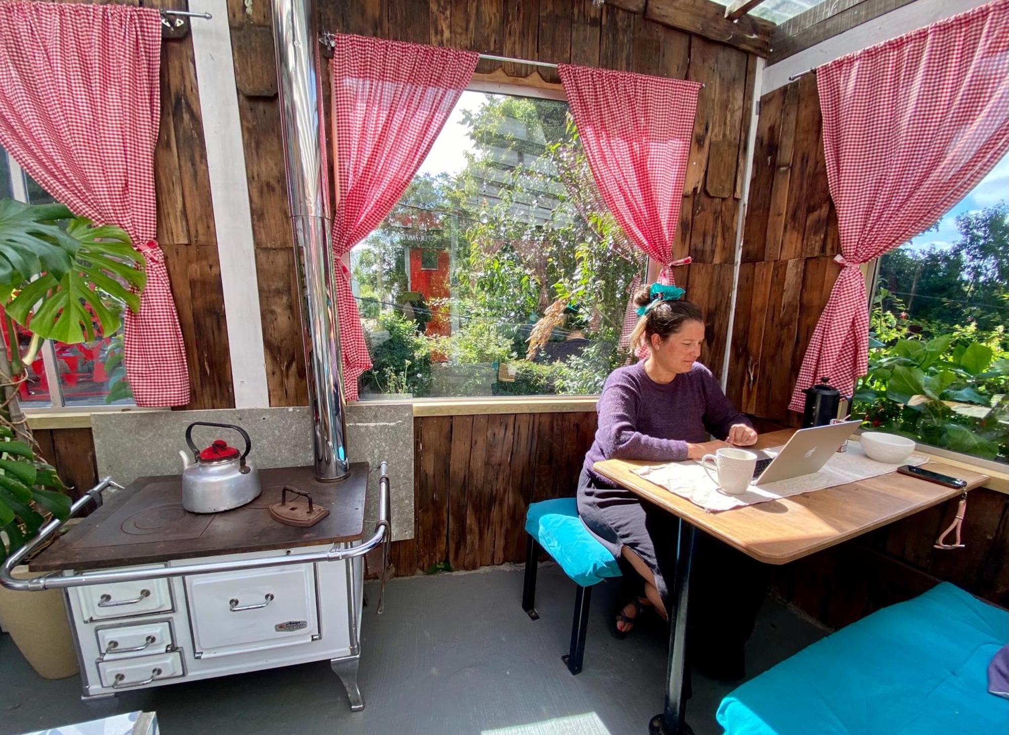 La Guapa Hostel Пуерто Варас Екстериор снимка